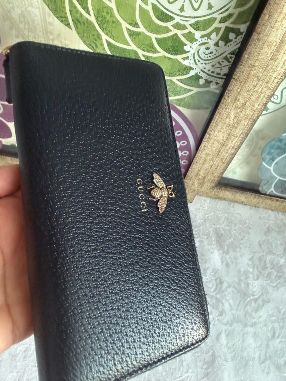 Gucci Animalier Bee black Leather Zip Around Wallet. - Picture 9 of 17